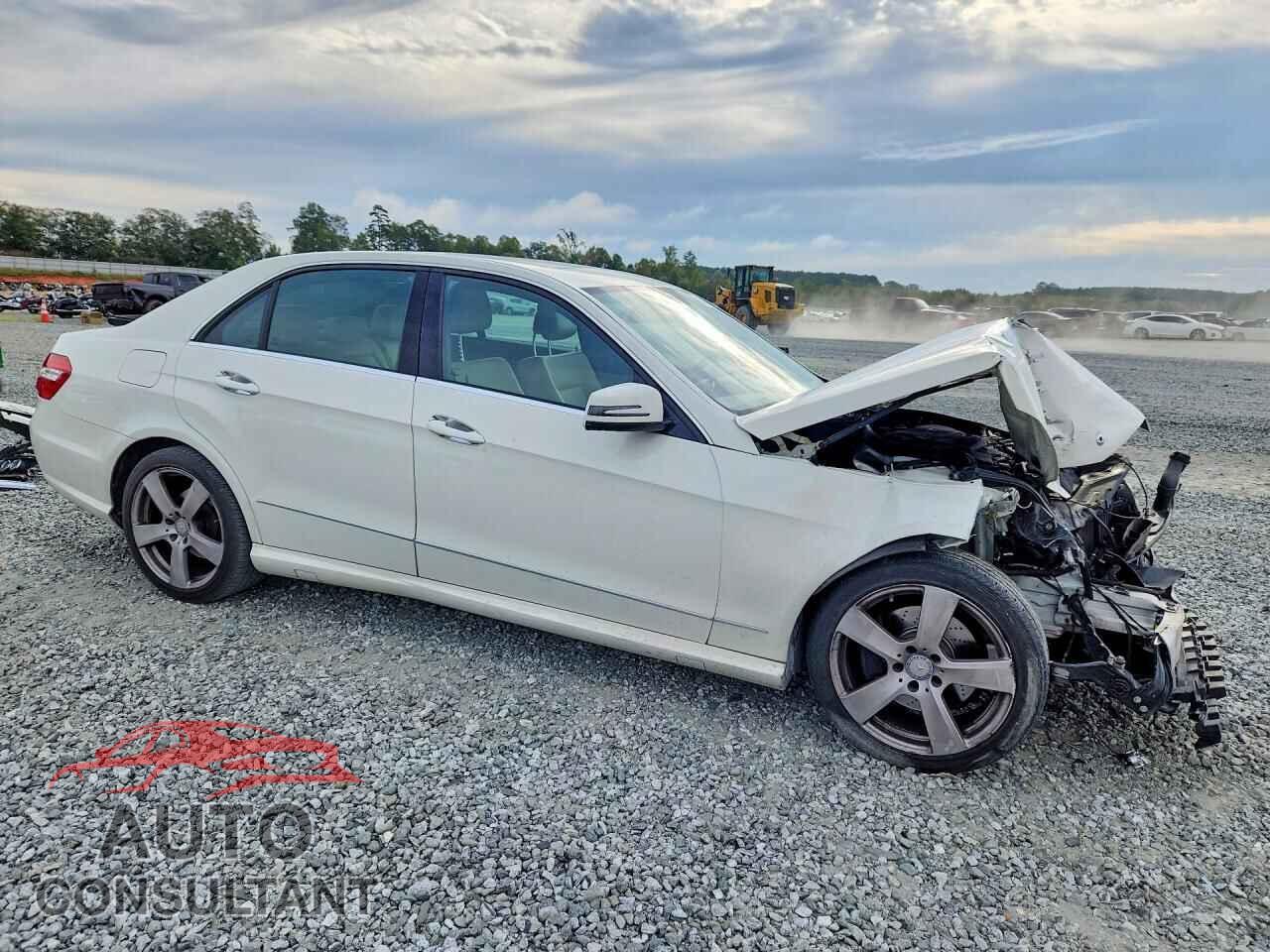 MERCEDES-BENZ E-CLASS 2010 - WDDHF8HB2AA072860