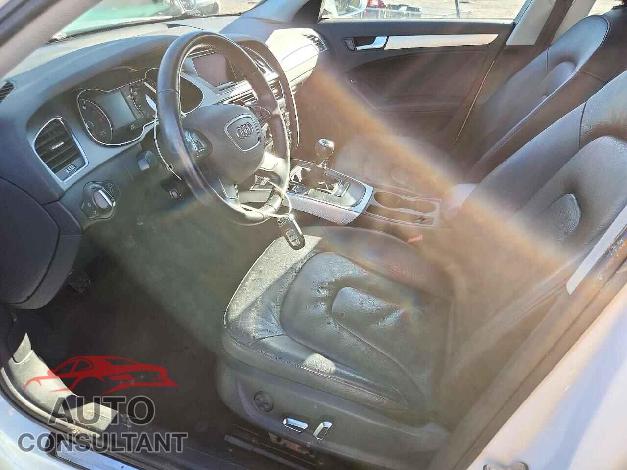 AUDI A4 2013 - WAUDFAFL0DN023923