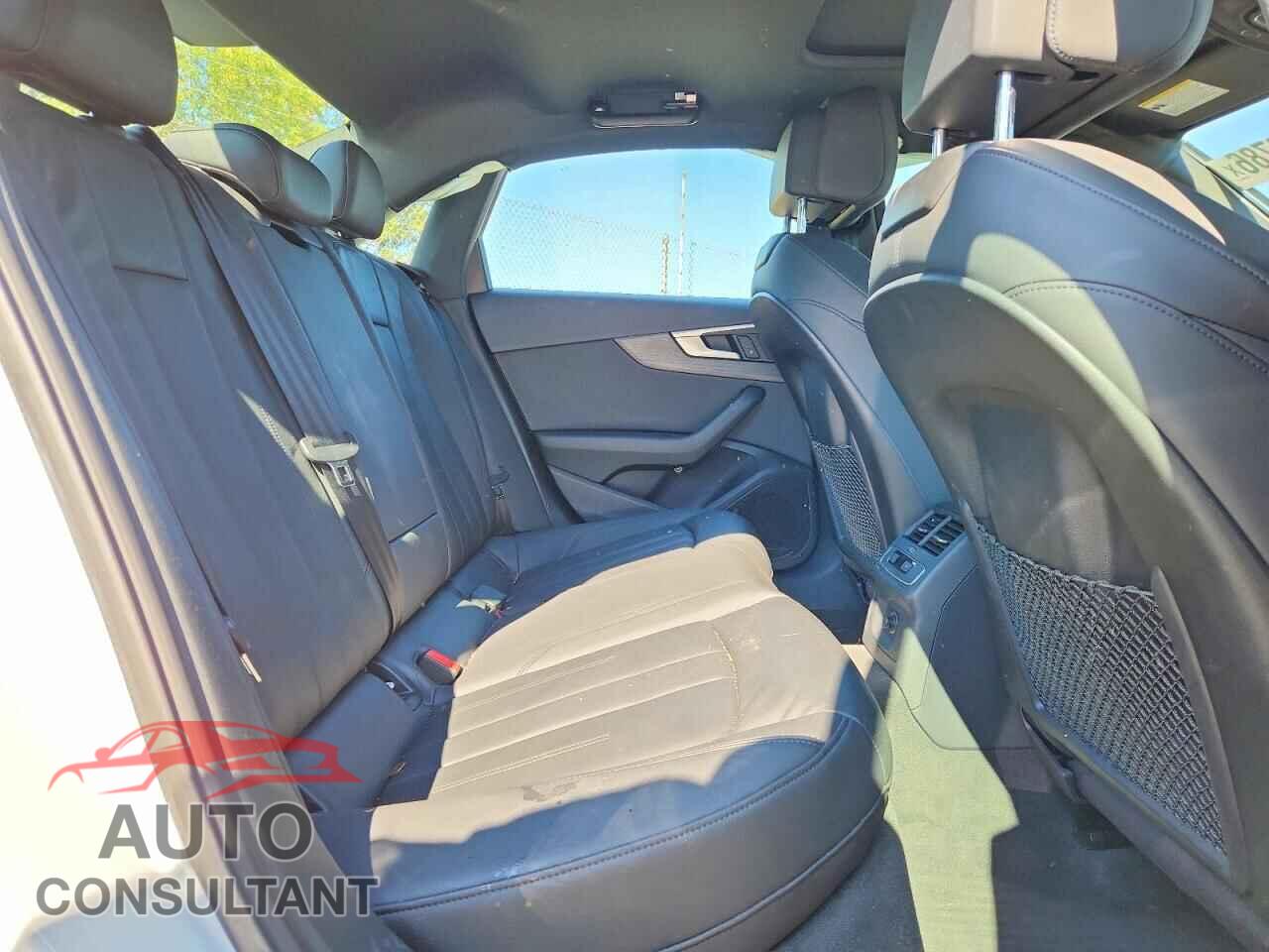 AUDI A4 2019 - WAUDNAF47KA111206