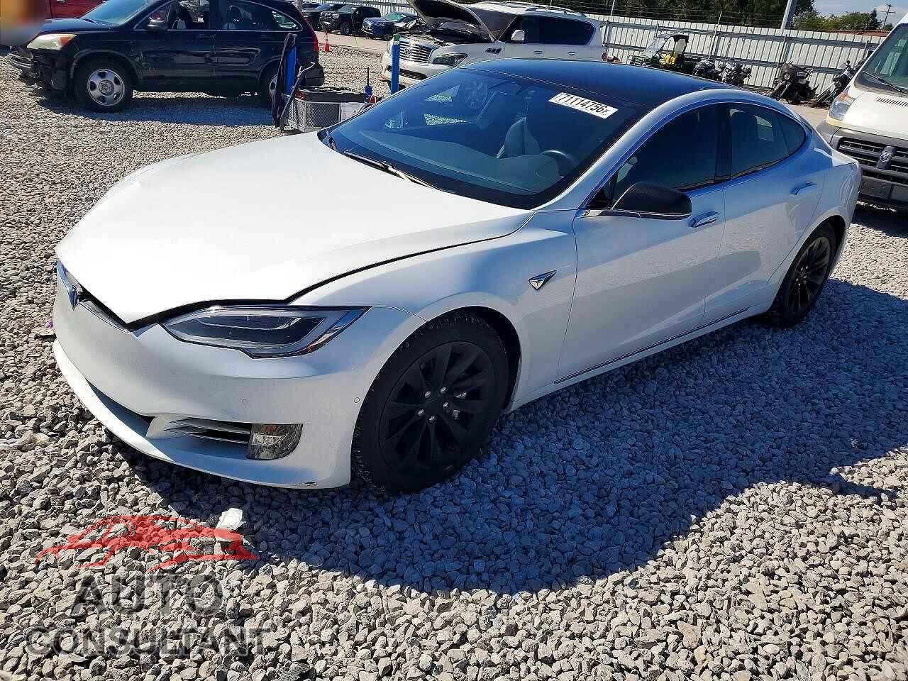 TESLA MODEL S 2018 - 5YJSA1E28JF277147