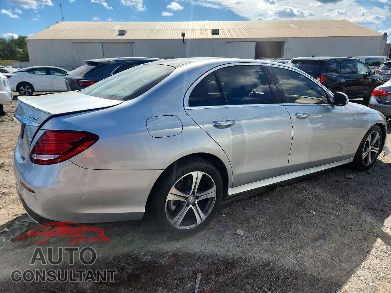 MERCEDES-BENZ E-CLASS 2017 - WDDZF4KB1HA126729