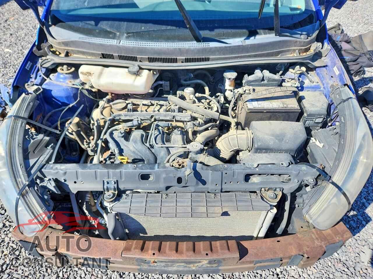 HYUNDAI ACCENT 2012 - KMHCU4AE6CU181293