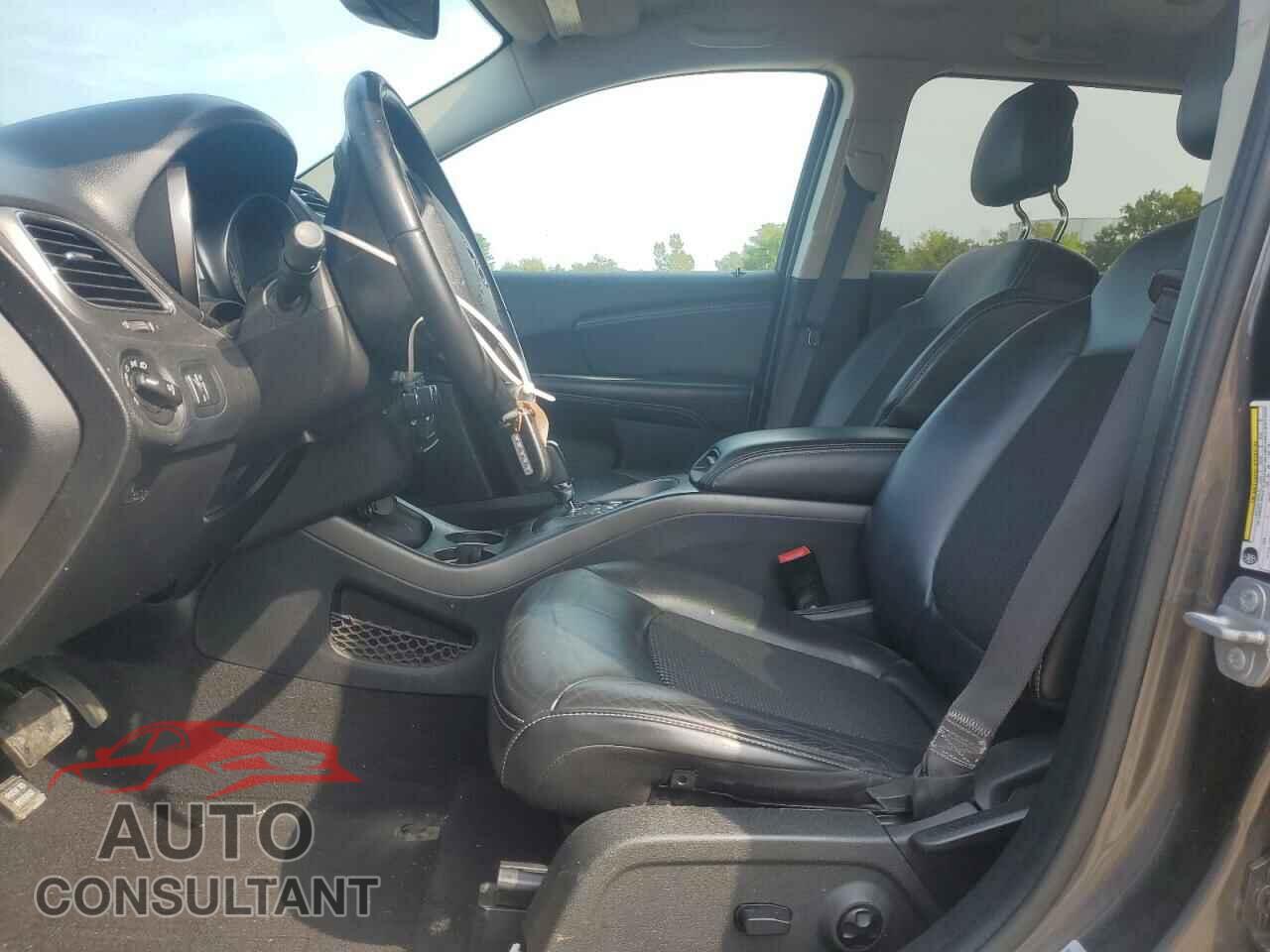 DODGE JOURNEY 2017 - 3C4PDCGG2HT550693