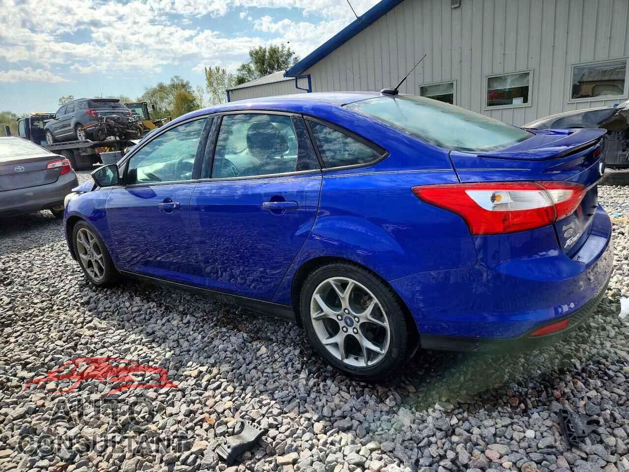 FORD FOCUS 2014 - 1FADP3F20EL371596