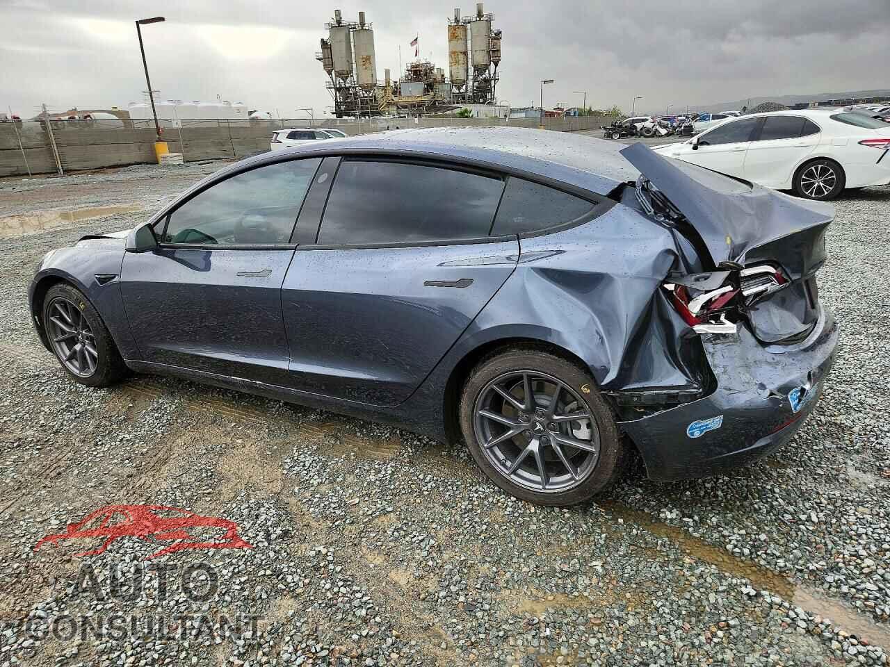 TESLA MODEL 3 2021 - 5YJ3E1EB0MF879621