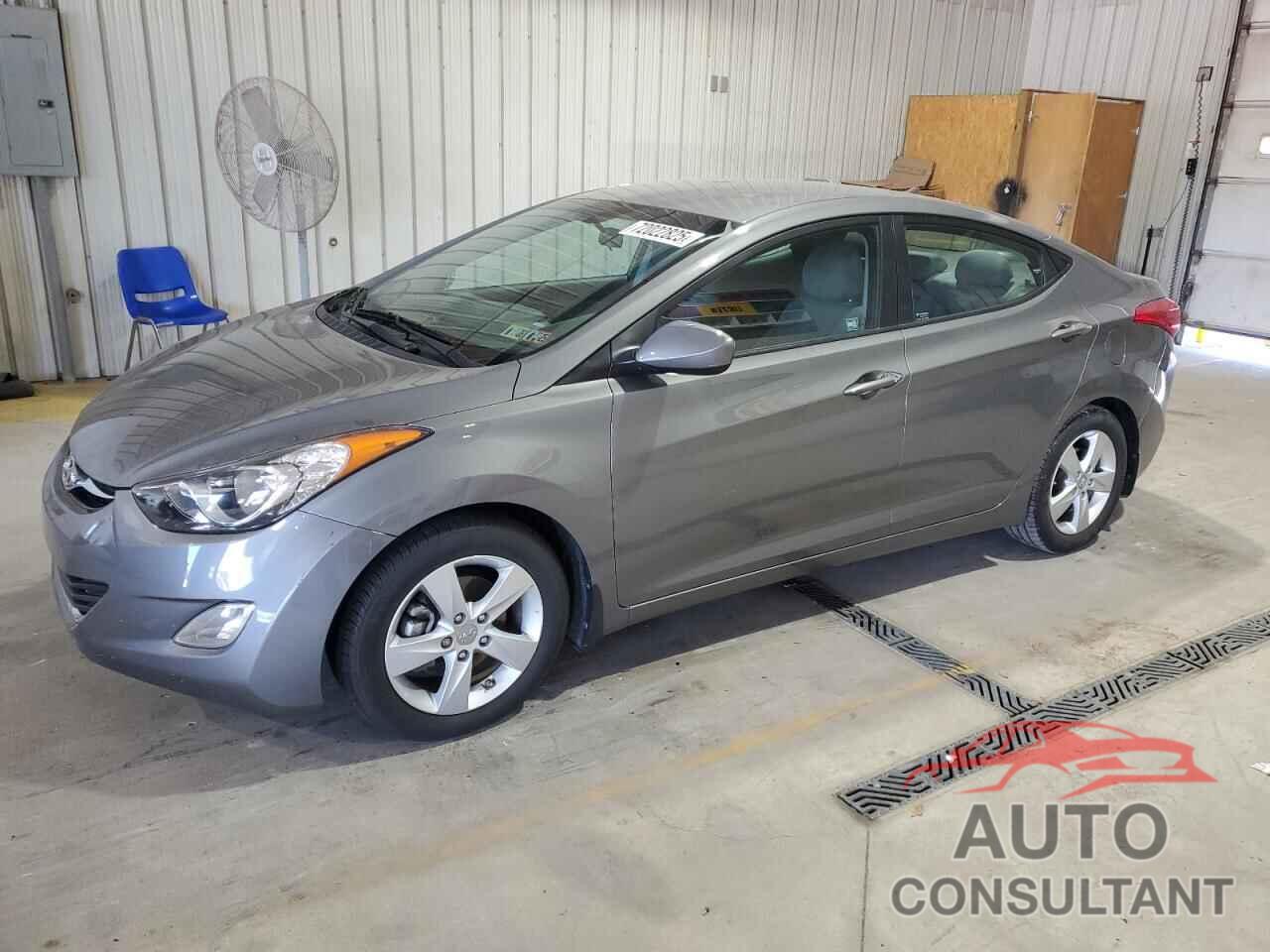 HYUNDAI ELANTRA 2013 - 5NPDH4AE2DH383878