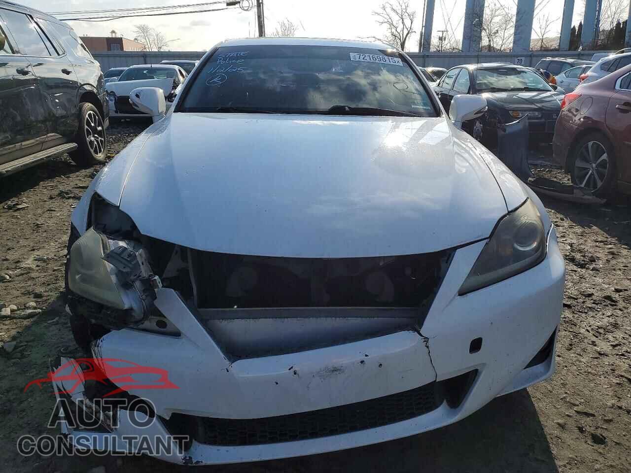 LEXUS IS 2012 - JTHCF5C25C5060318