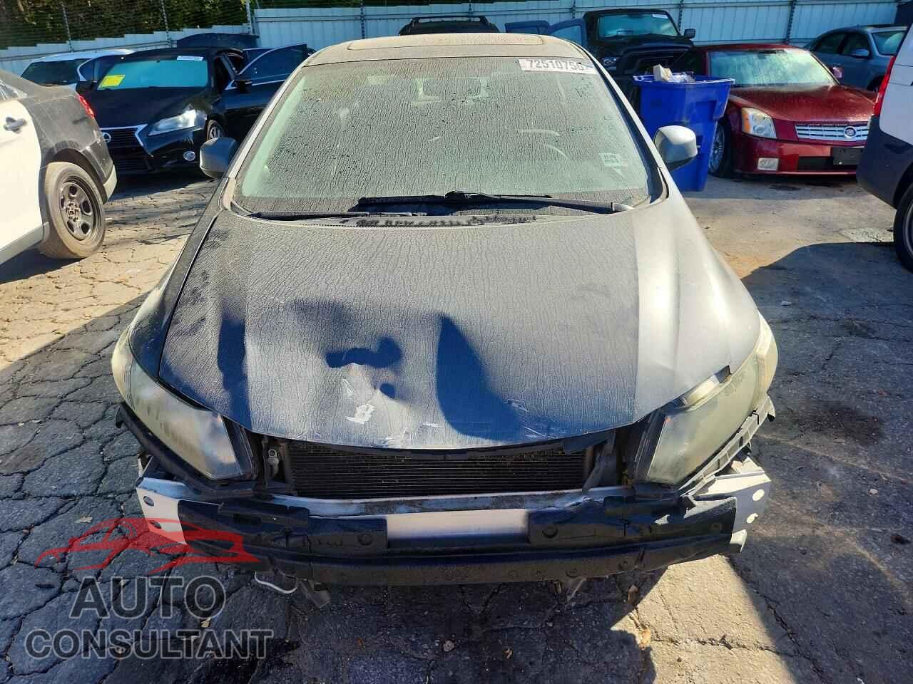 HONDA CIVIC 2013 - 2HGFB2F90DH524502