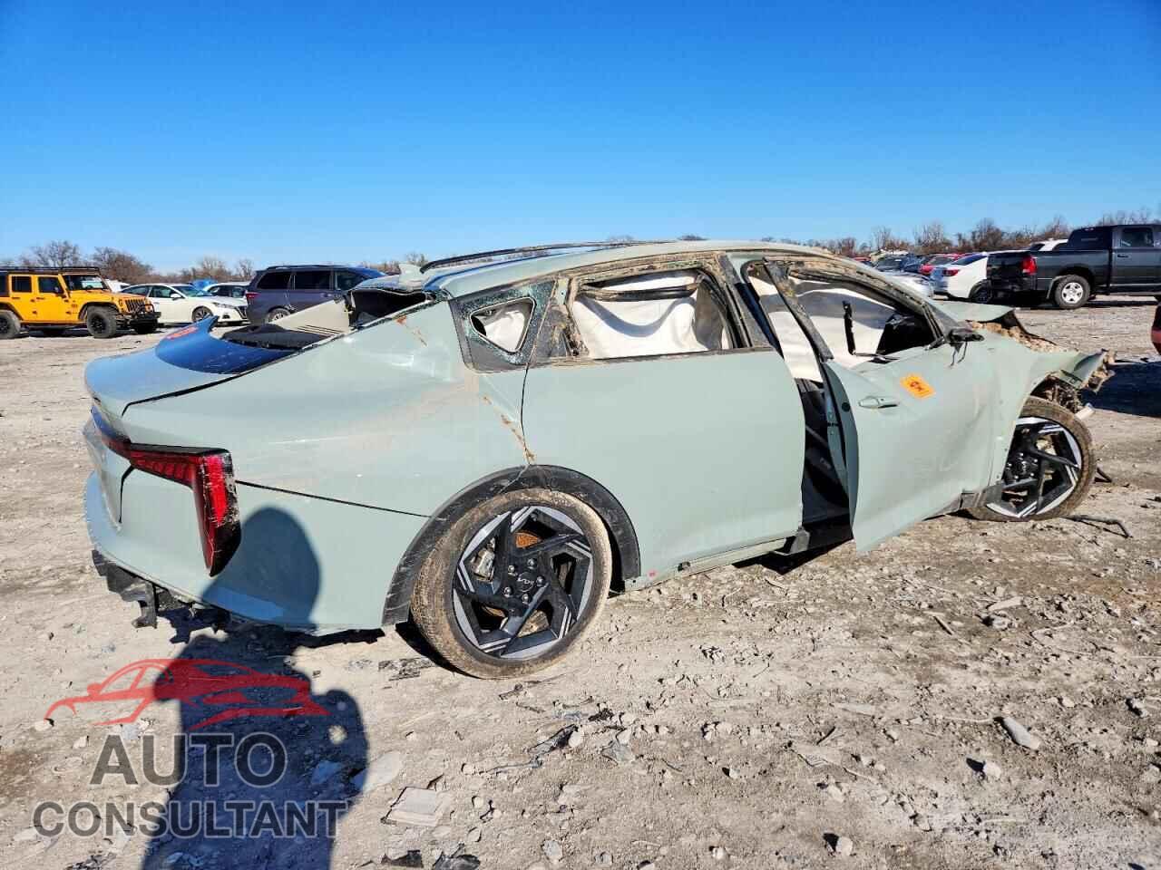KIA K4 EX 2025 - 3KPFU4DE5SE030875