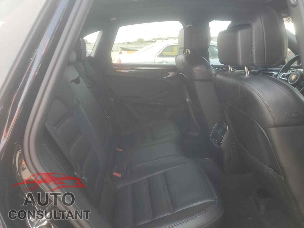PORSCHE MACAN 2015 - WP1AB2A57FLB58278