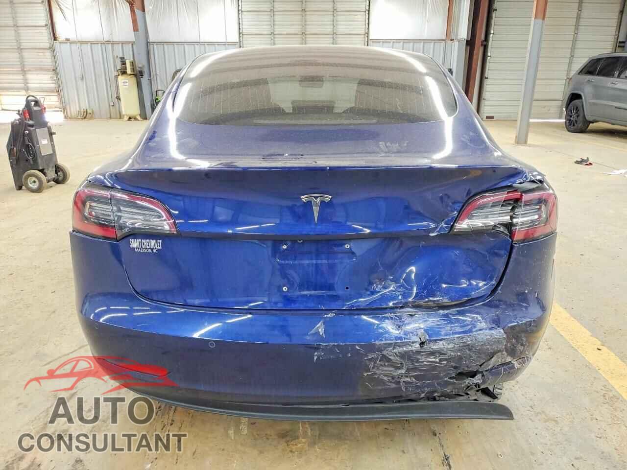 TESLA MODEL 3 2018 - 5YJ3E1EA6JF035697