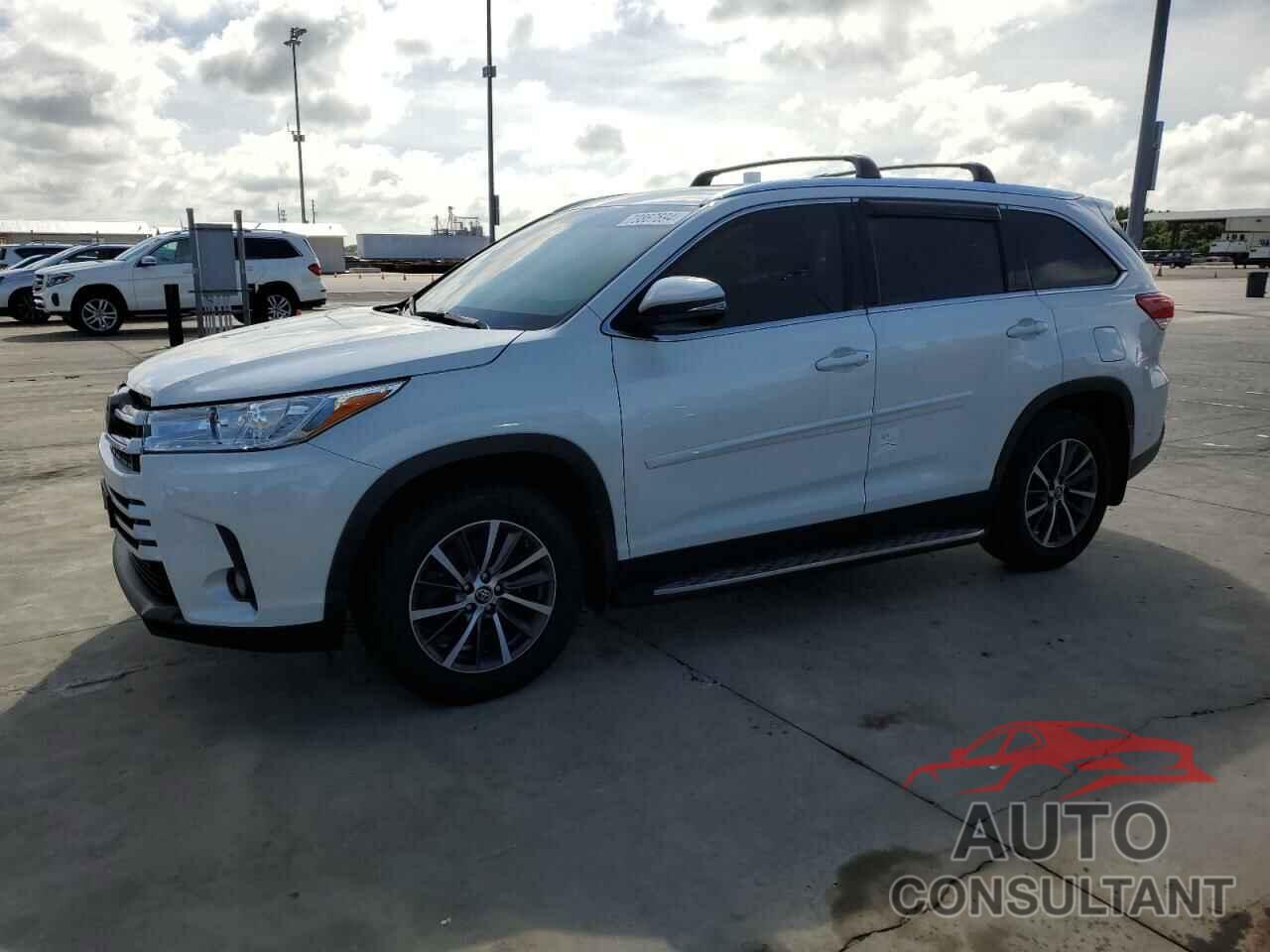 TOYOTA HIGHLANDER 2019 - 5TDKZRFH3KS571062