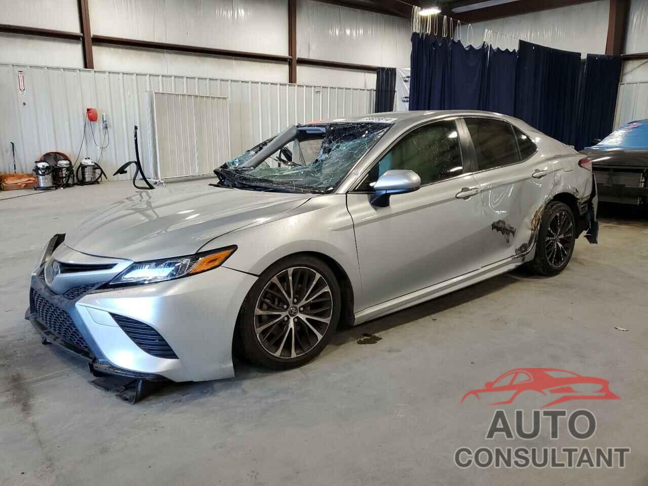 TOYOTA CAMRY 2018 - JTNB11HK5J3020077