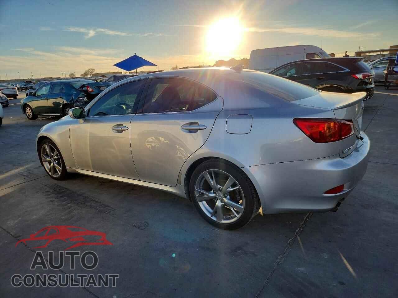 LEXUS IS 2010 - JTHBF5C29A5128015