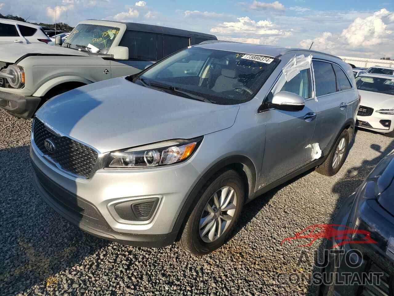 KIA SORENTO 2017 - 5XYPGDA32HG226394