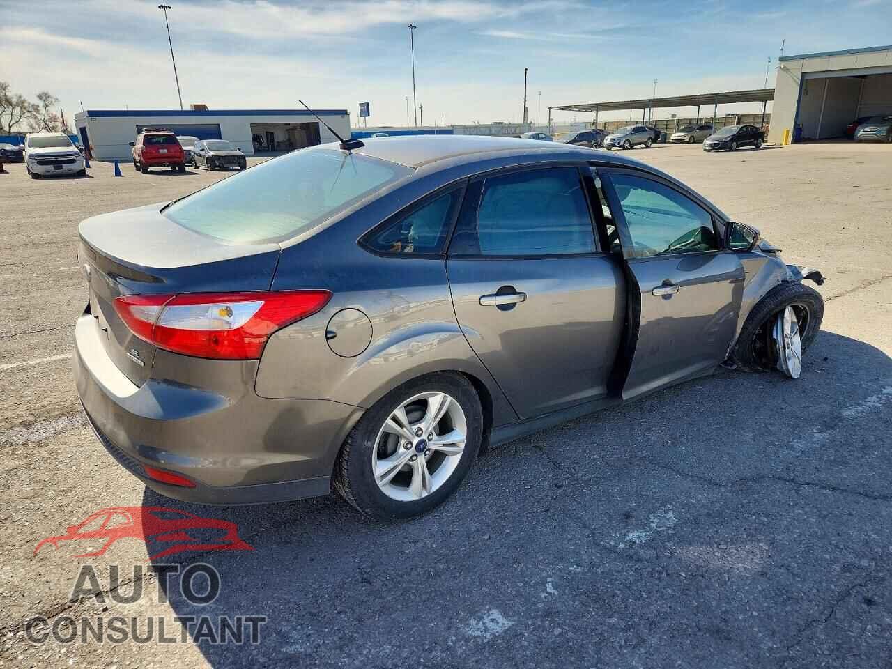FORD FOCUS 2014 - 1FADP3F22EL208321