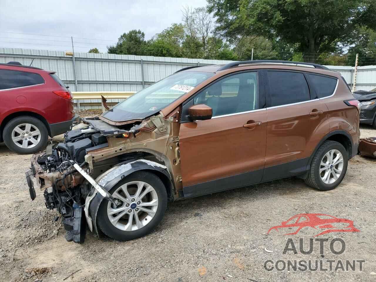 FORD ESCAPE 2017 - 1FMCU0GD3HUC19884