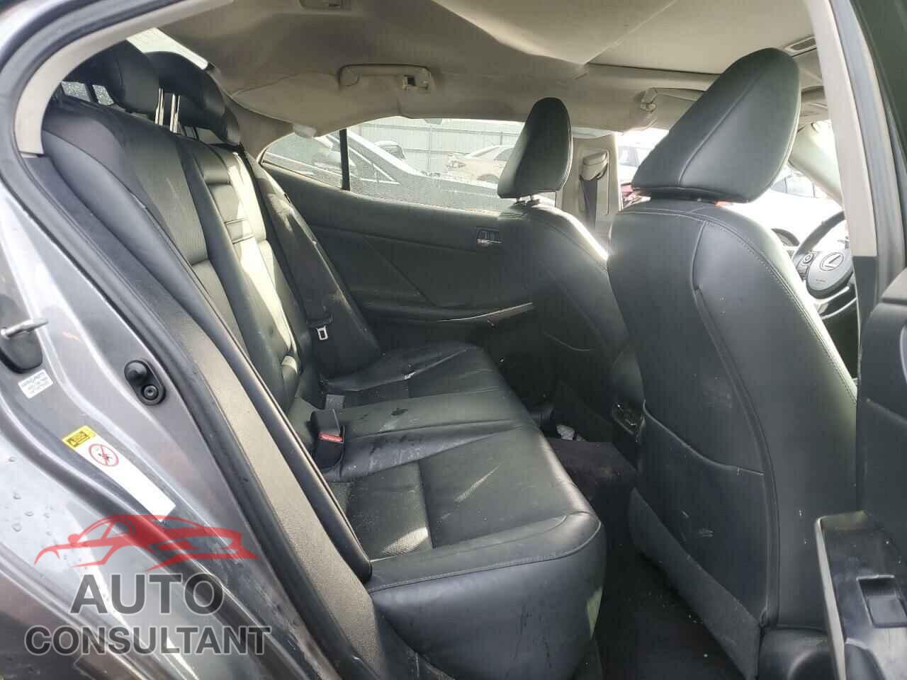 LEXUS IS 2014 - JTHBF1D2XE5017860