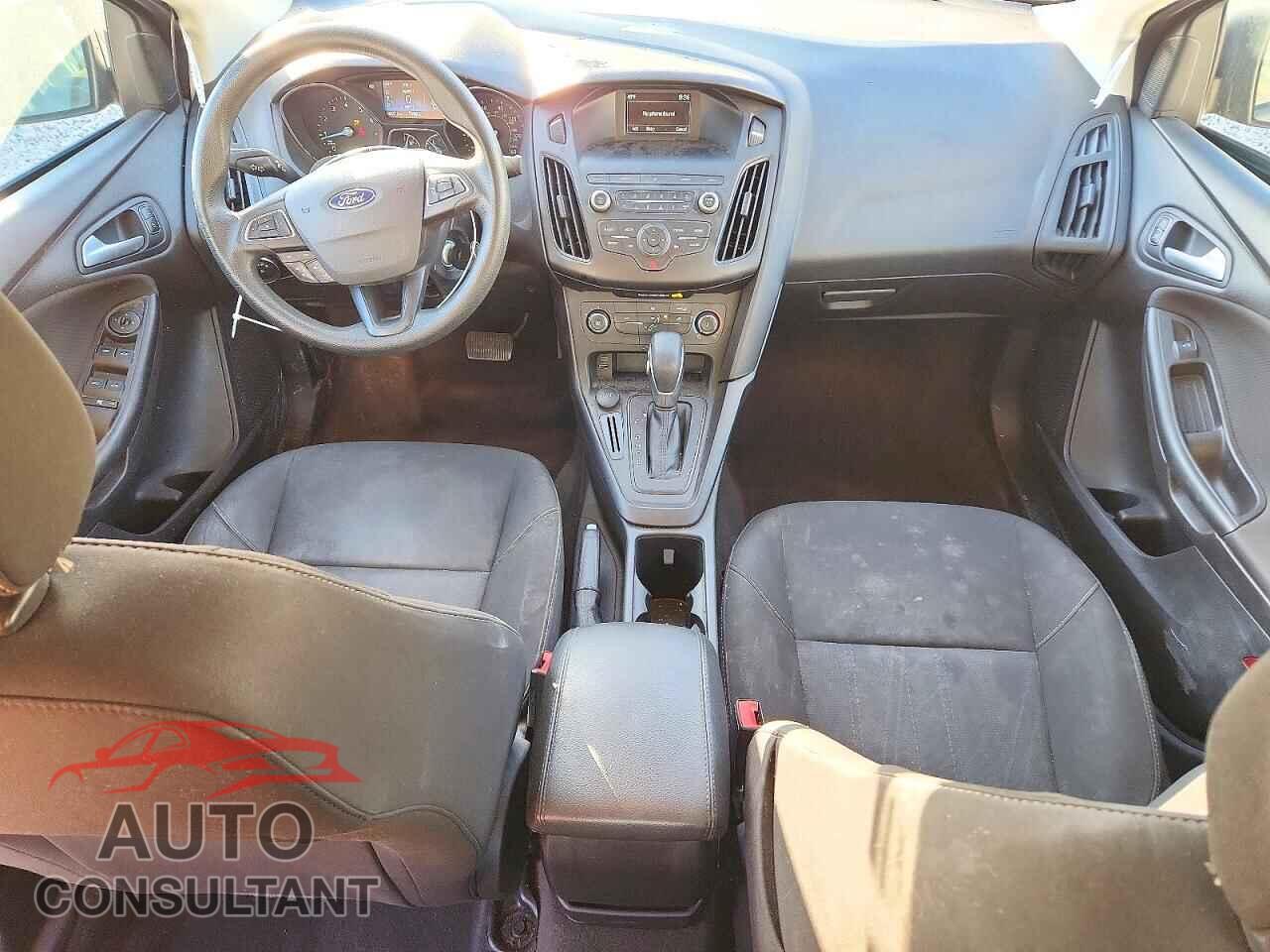 FORD FOCUS 2018 - 1FADP3F26JL297921