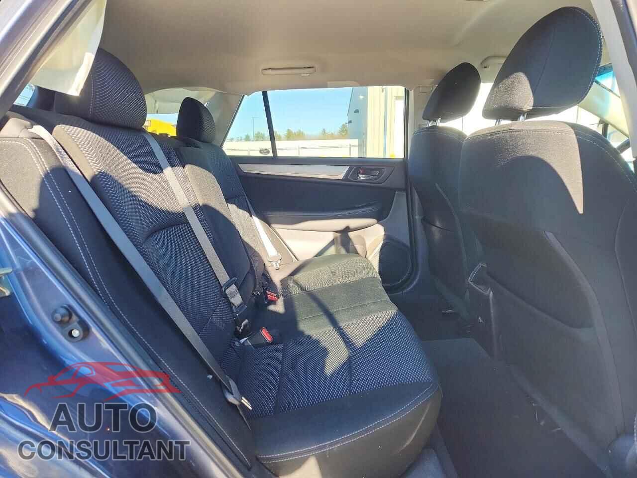 SUBARU OUTBACK 2017 - 4S4BSACC8H3335575