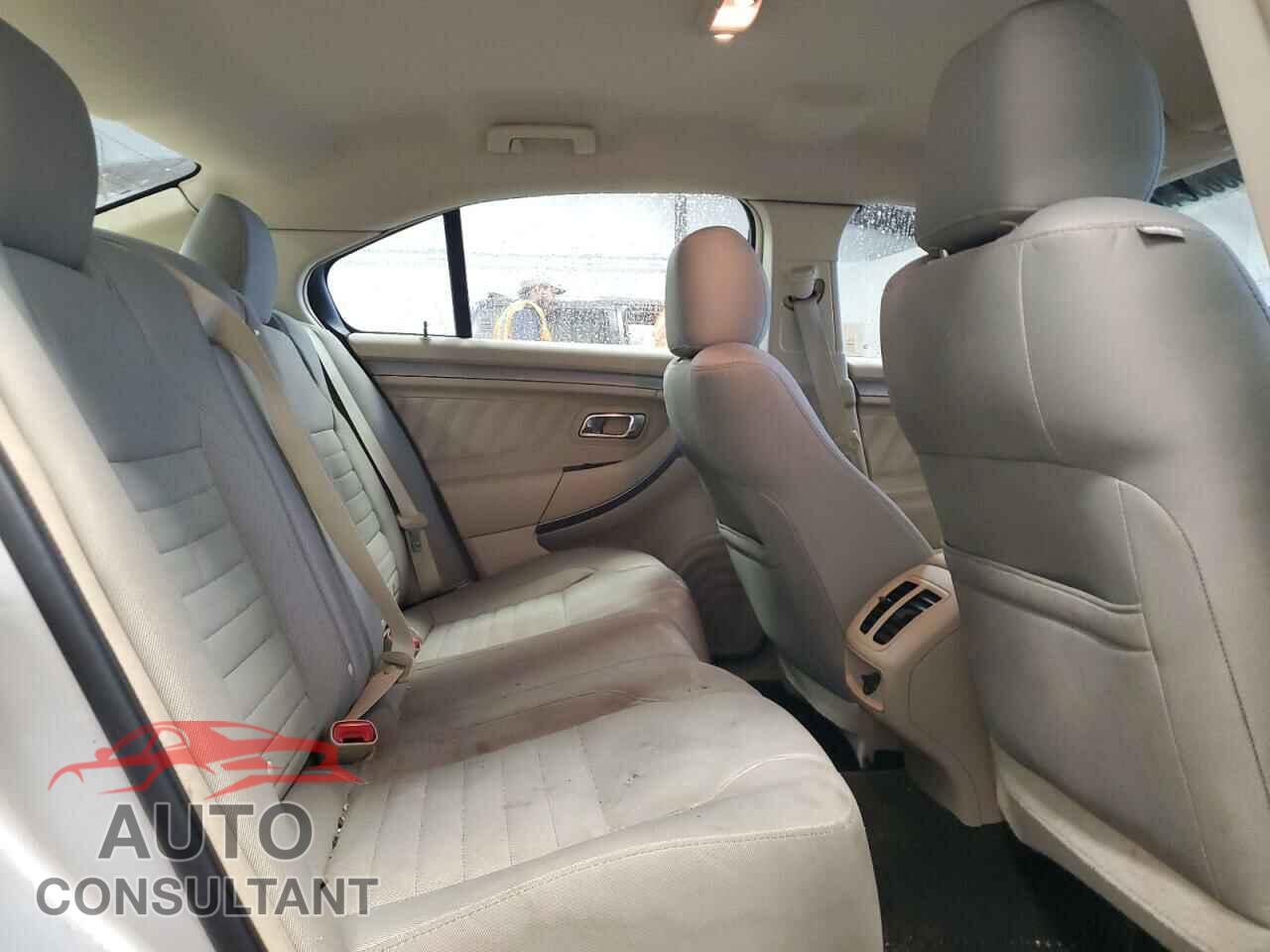 FORD TAURUS 2013 - 1FAHP2D83DG173301