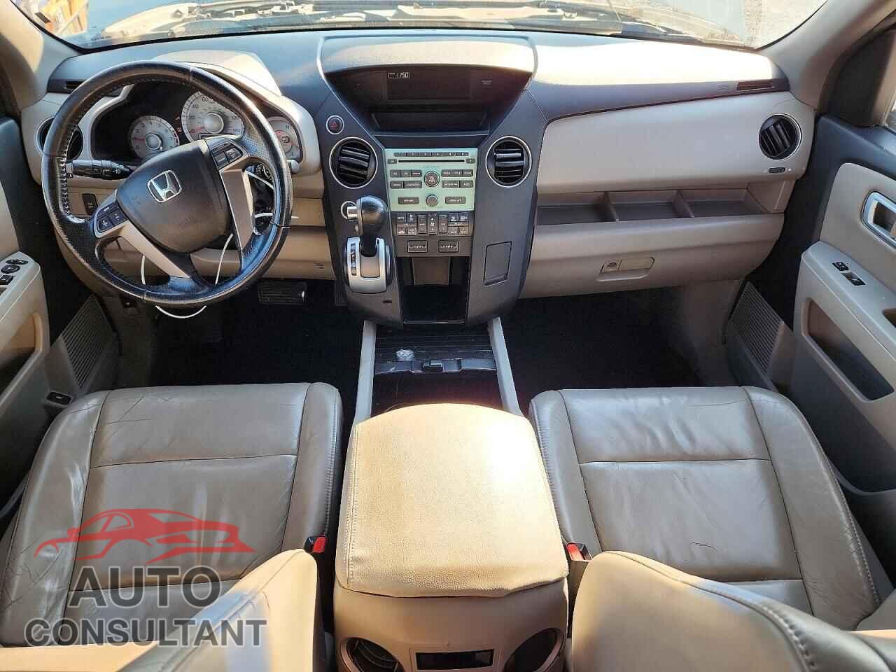 HONDA PILOT 2011 - 5FNYF4H54BB085616