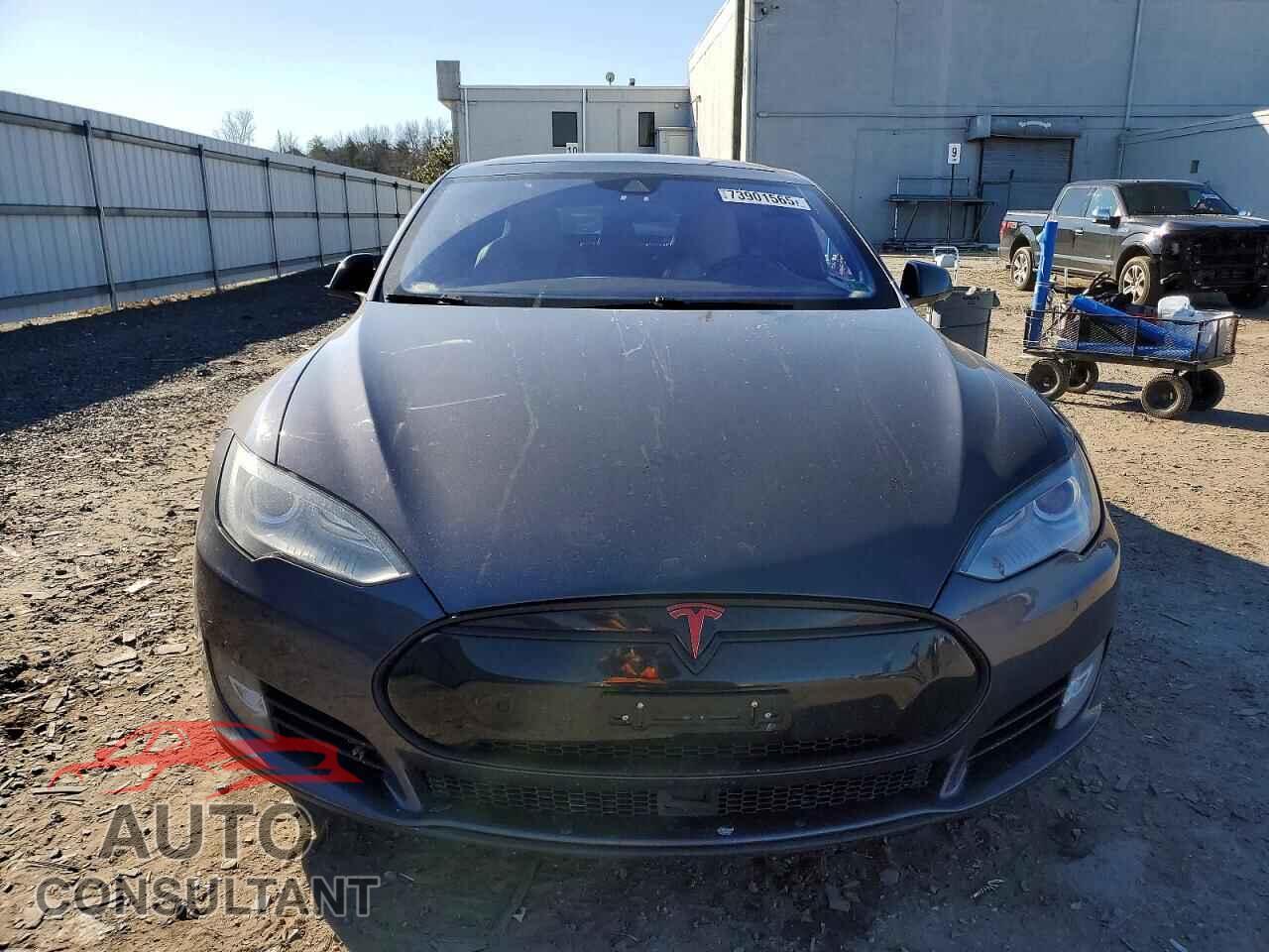 TESLA MODEL S 2016 - 5YJSA1E47GF131672
