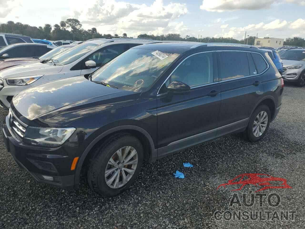 VOLKSWAGEN TIGUAN 2019 - 3VV2B7AX0KM071837