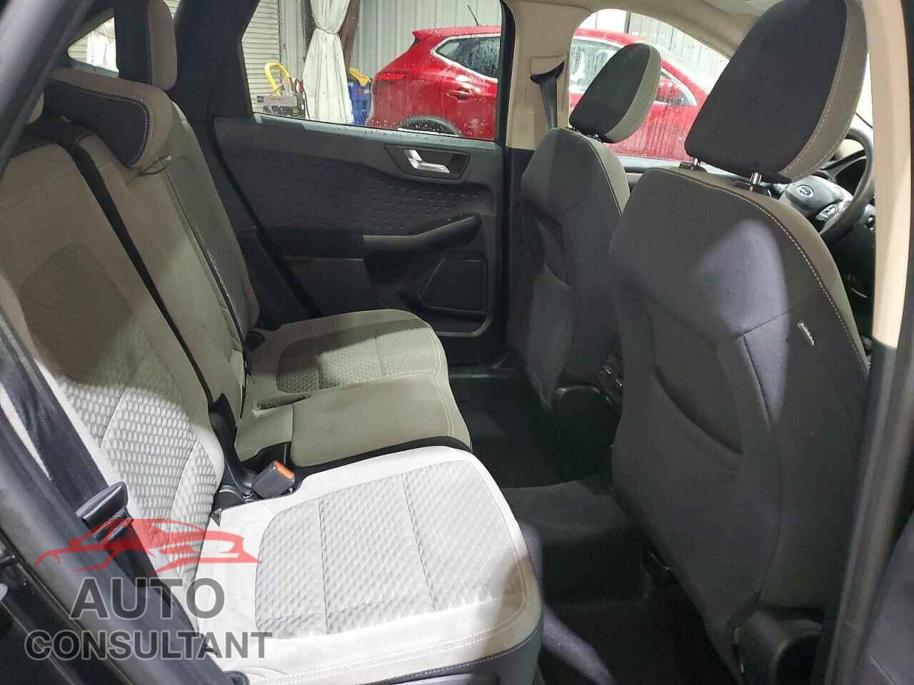 FORD ESCAPE 2020 - 1FMCU0G69LUA97493