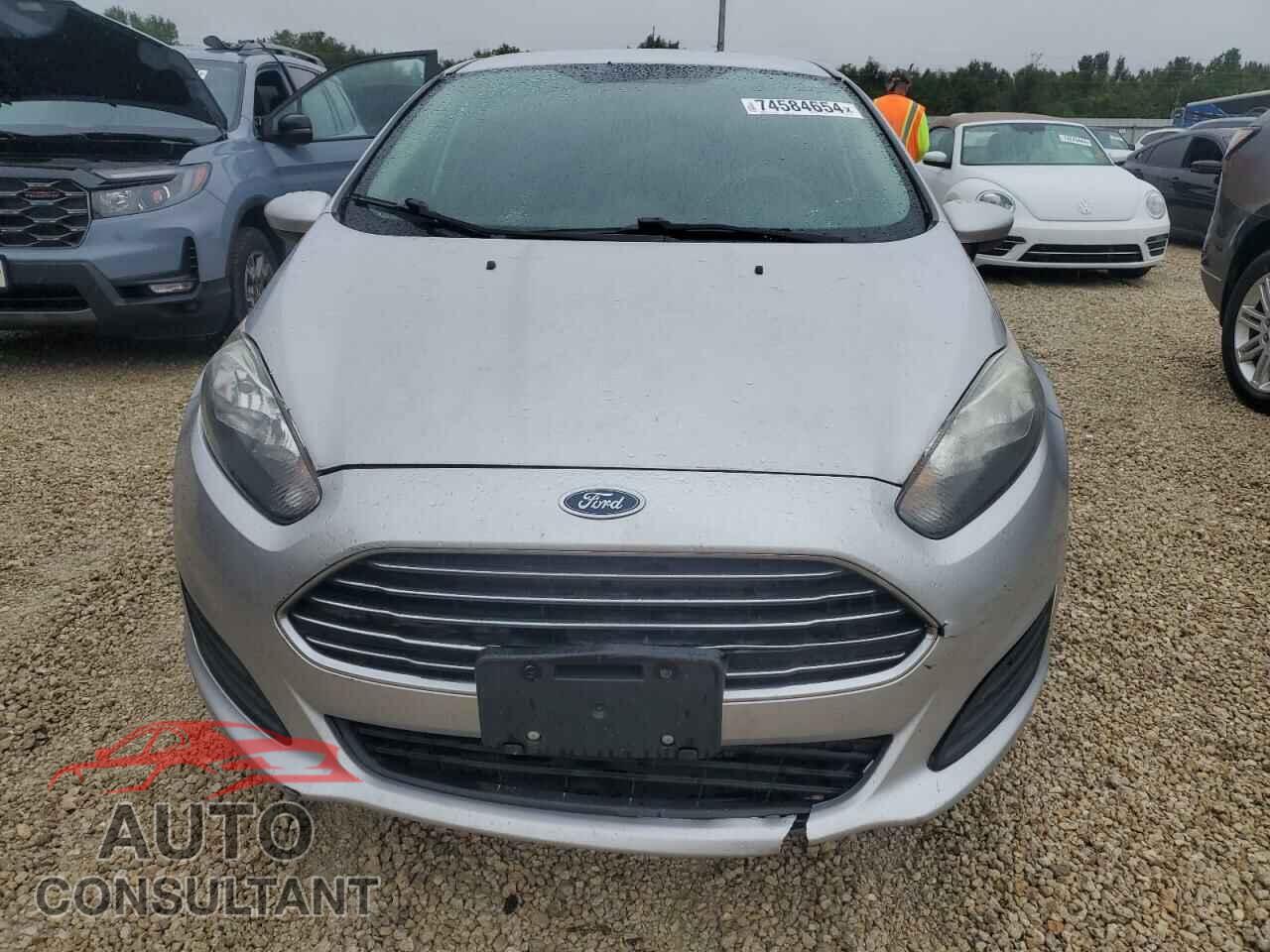 FORD FIESTA 2017 - 3FADP4EJ9HM142707