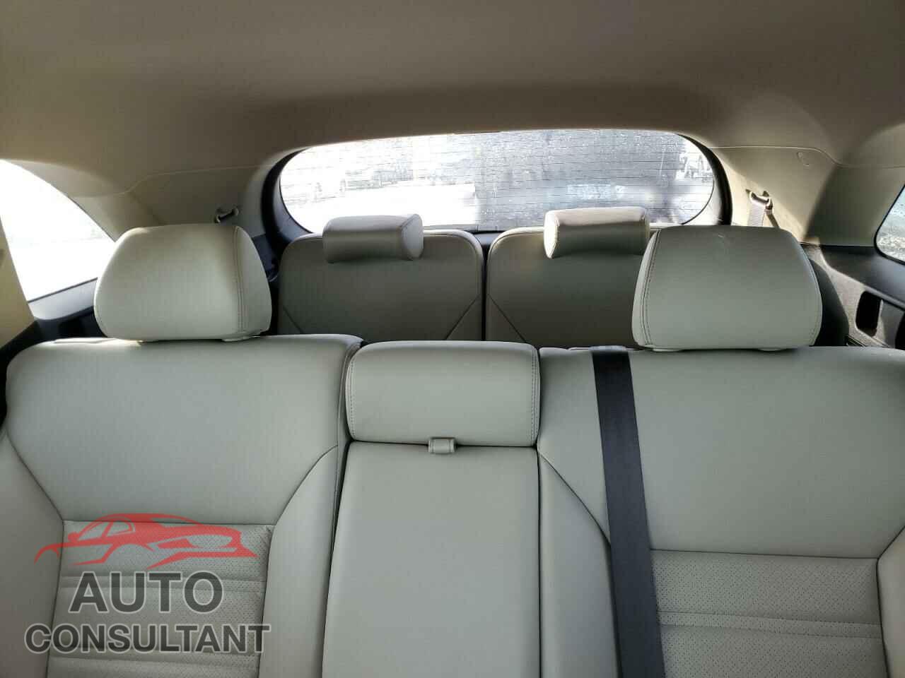 KIA SORENTO 2017 - 5XYPHDA5XHG317752