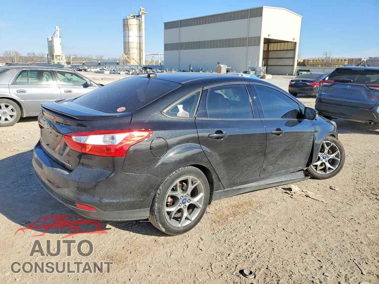 FORD FOCUS 2014 - 1FADP3F27EL258390