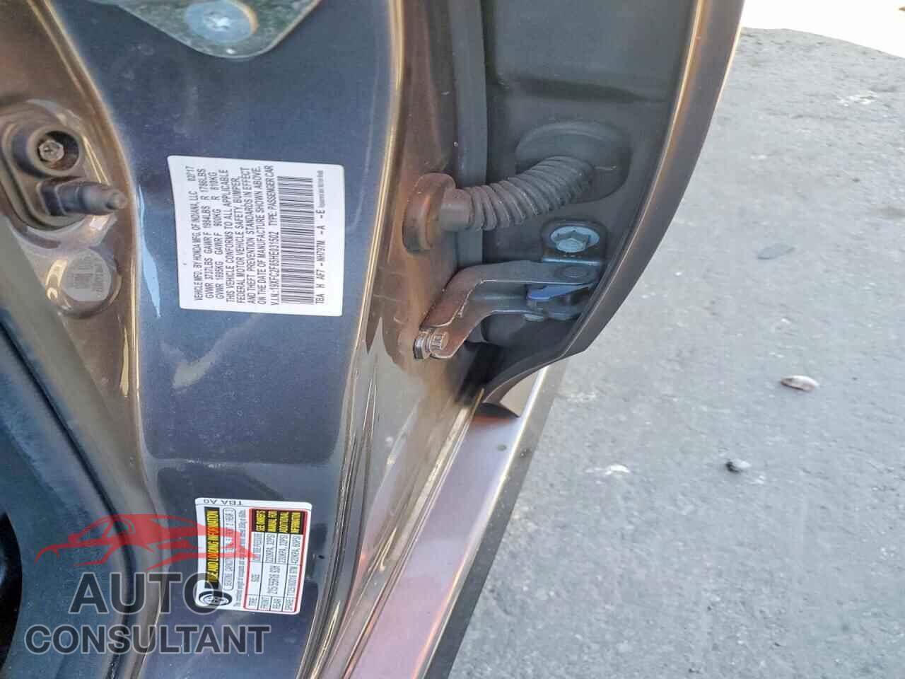 HONDA CIVIC 2017 - 19XFC2F85HE031502