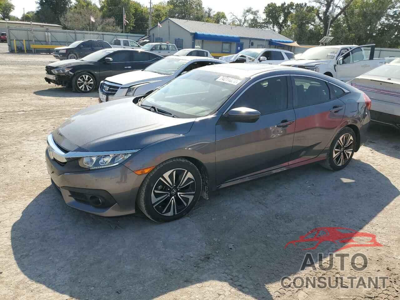 HONDA CIVIC 2018 - JHMFC1F38JX029651