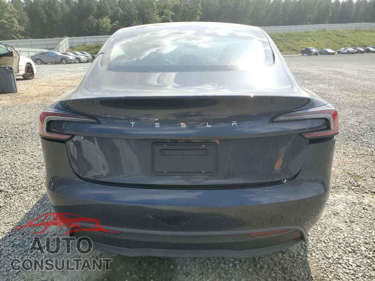TESLA MODEL 3 2024 - 5YJ3E1EAXRF763549