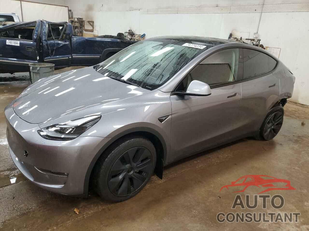 TESLA MODEL Y 2024 - 7SAYGDEE4RF200777