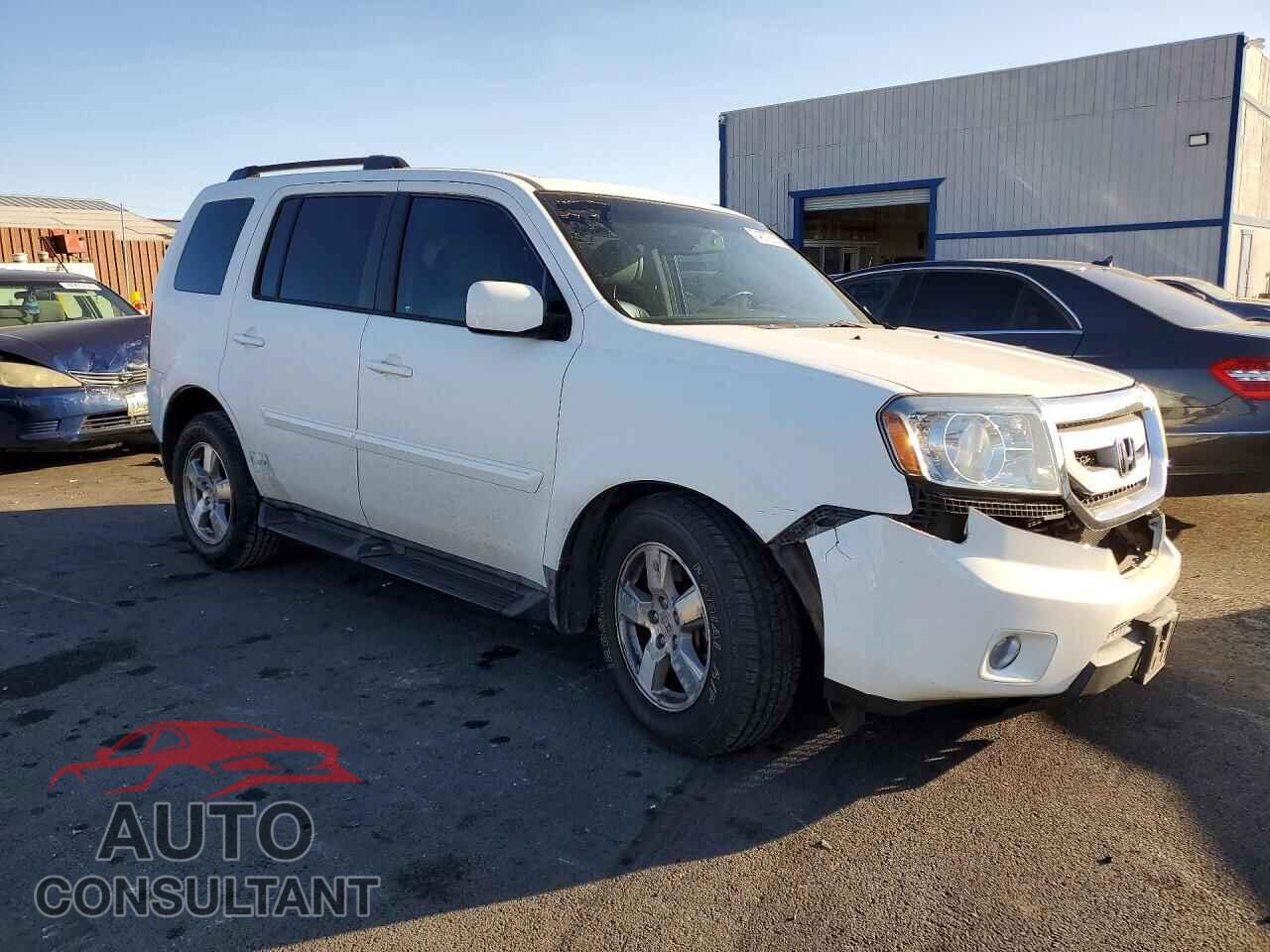 HONDA PILOT 2010 - 5FNYF3H67AB015500