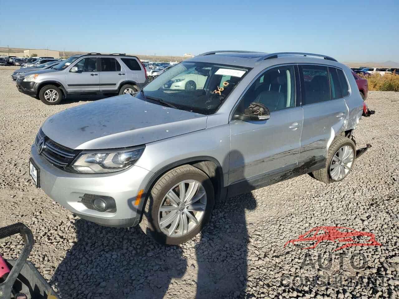 VOLKSWAGEN TIGUAN 2016 - WVGBV7AX6GW509219