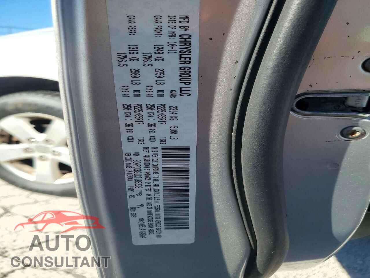 DODGE JOURNEY 2012 - 3C4PDCBG1CT189232