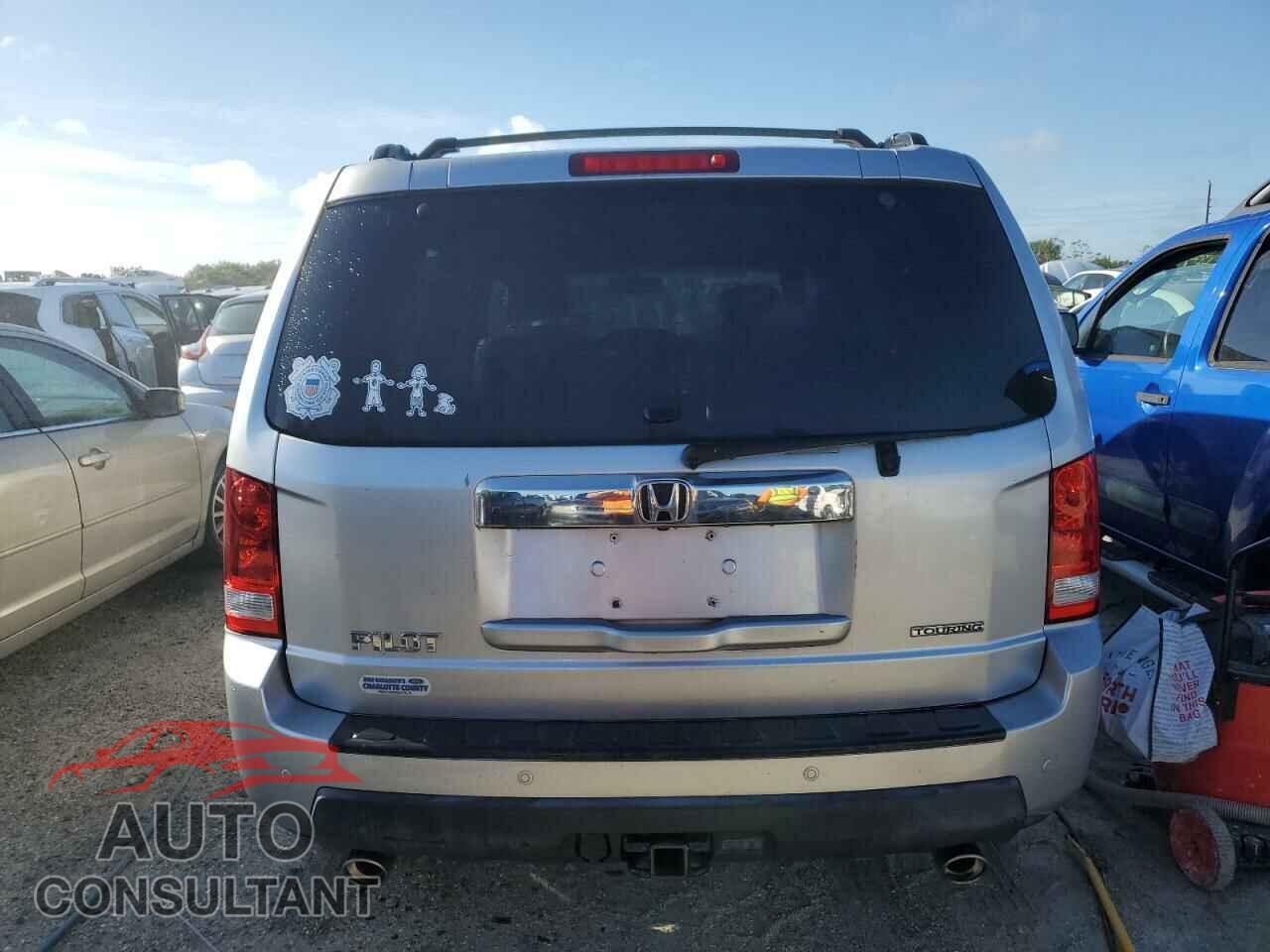 HONDA PILOT 2011 - 5FNYF3H90BB047846