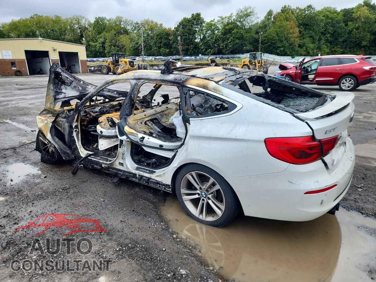 BMW 3 SERIES 2017 - WBA8Z9C31HG827167