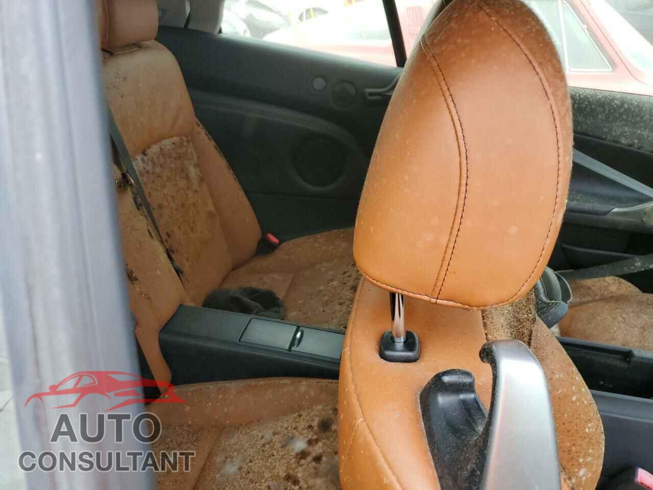 LEXUS IS 2013 - JTHFF2C2XD2527943