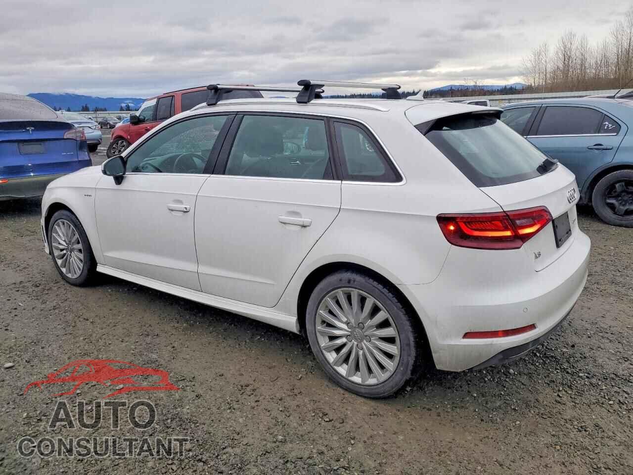 AUDI A3 2016 - WAUTPBFF9GA101541