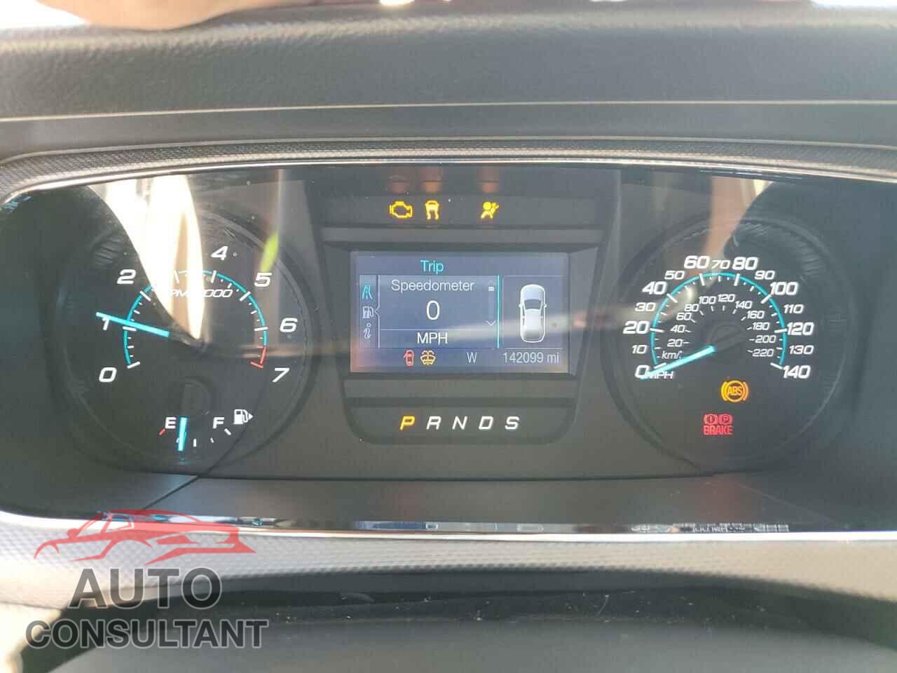FORD TAURUS 2017 - 1FAHP2D80HG109920