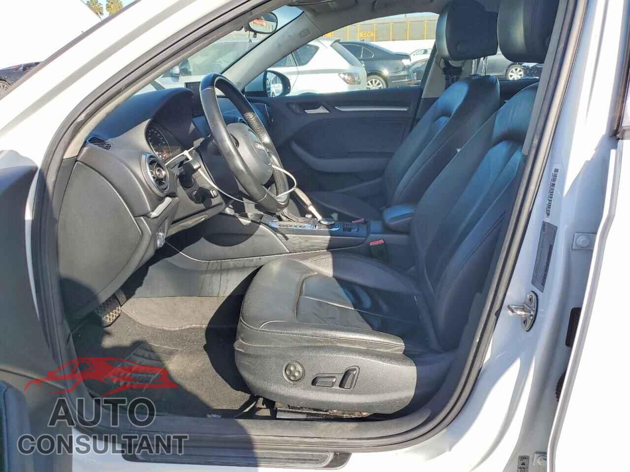 AUDI A3 2015 - WAUACGFF9F1007660