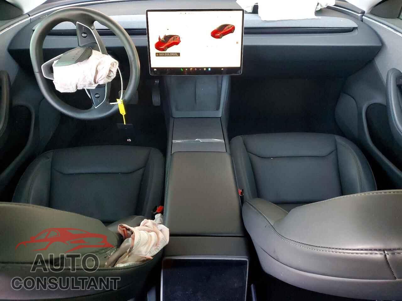 TESLA MODEL 3 2024 - 5YJ3E1EA6RF735392