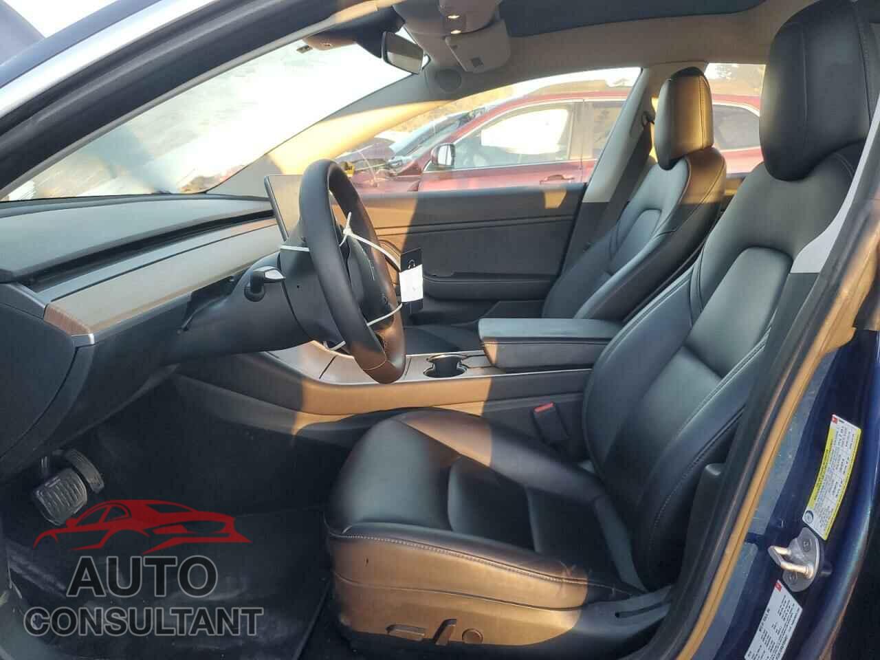 TESLA MODEL 3 2018 - 5YJ3E1EB3JF054801