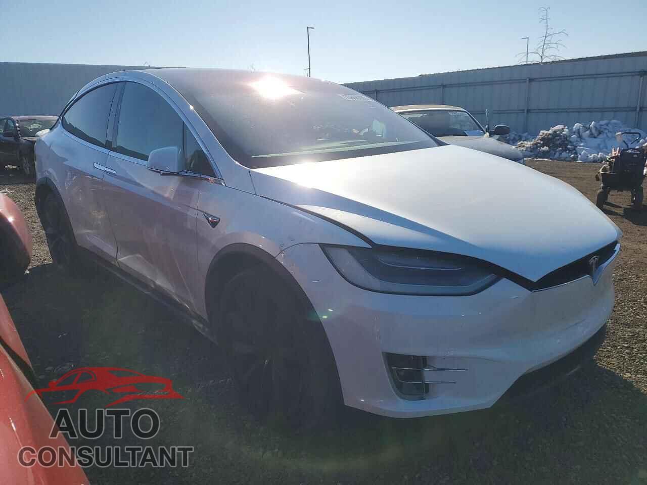 TESLA MODEL X 2020 - 5YJXCBE21LF232754