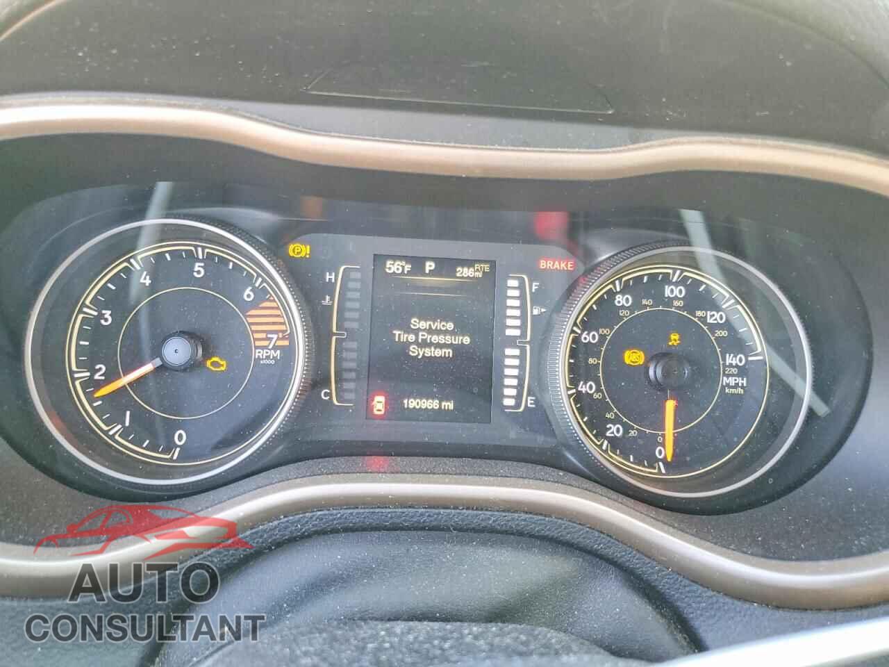 JEEP GRAND CHER 2018 - 1C4PJMCB3JD540971