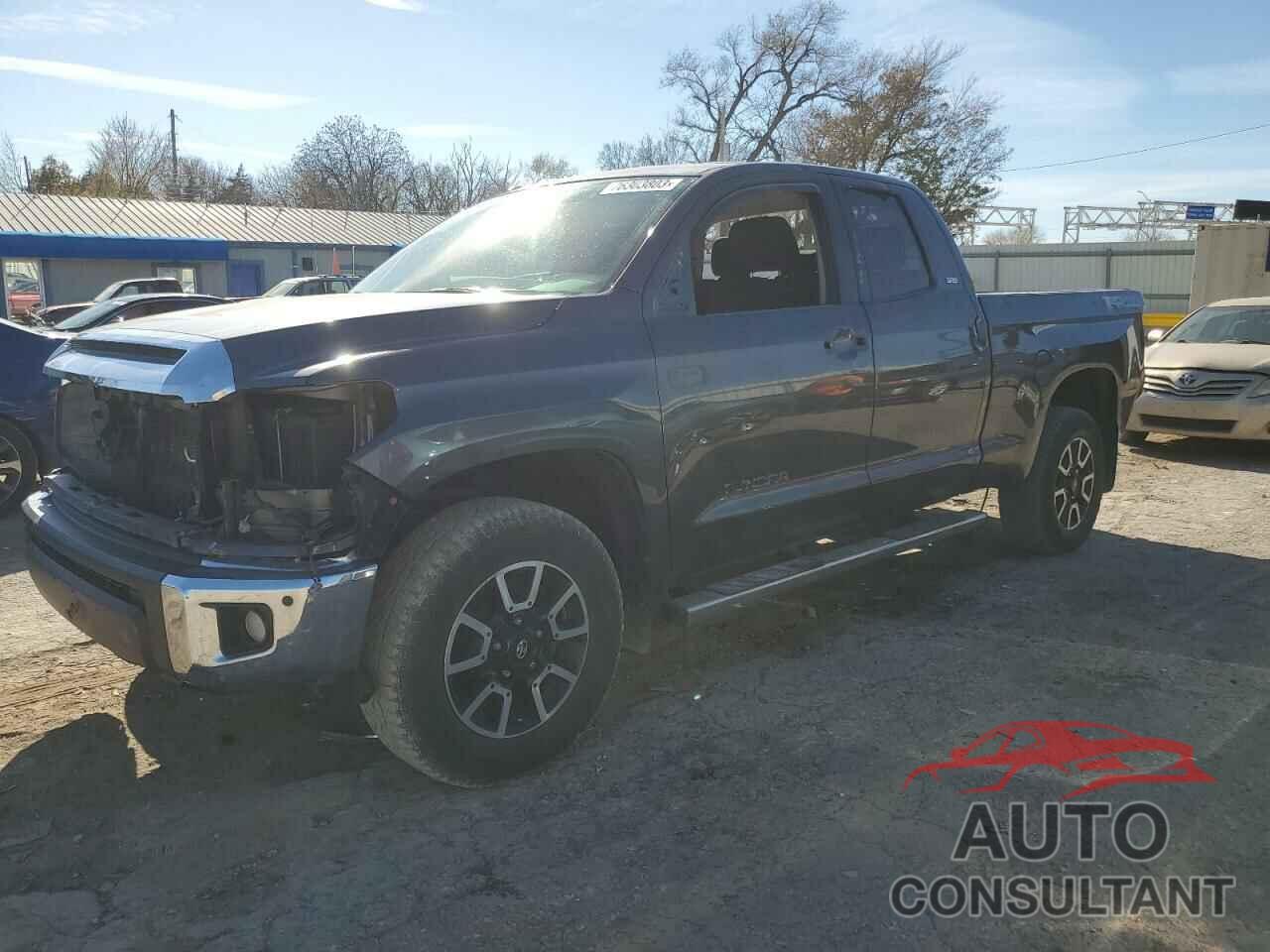 TOYOTA TUNDRA 2016 - 5TFUY5F10GX541364